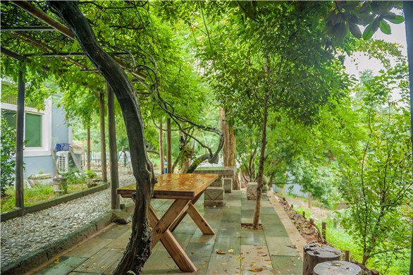 德清莫干山石颐山庄标间