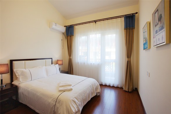 北京住宿 密云县住宿 北京拜登古北口豪华双卧复式套房