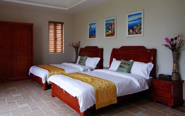 惠州双月湾豪华四房ktv私家花园别墅住宿推荐