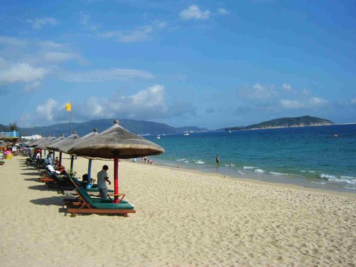 【图】海景泳池两观大双床房_三亚湾短租公寓_途家网