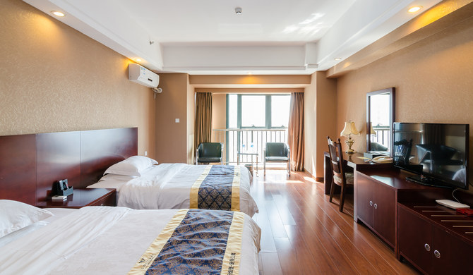 泉州途家万达广场中式商务双床房
